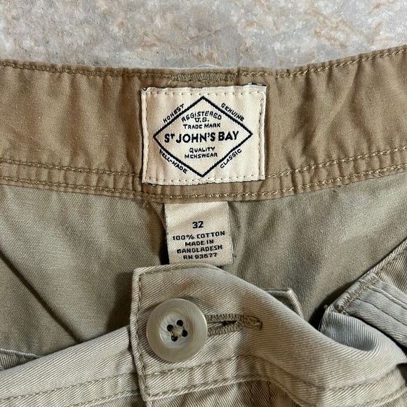Men’s cargo shorts - Picture 3 of 3